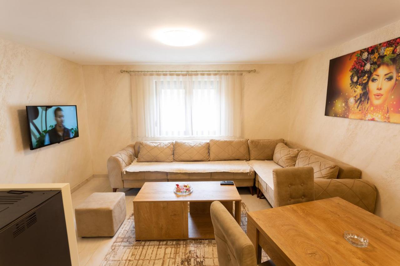 Vila Oaza Mira Draganici Raška Buitenkant foto