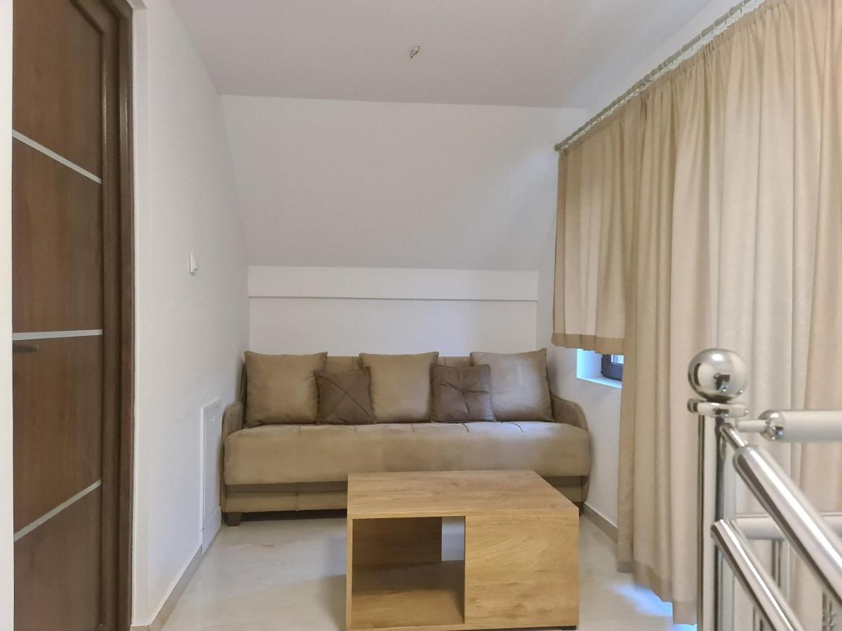 Vila Oaza Mira Draganici Raška Buitenkant foto